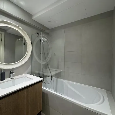 Na Vodi Waterfront - 23th Floor, Great View Belgrad