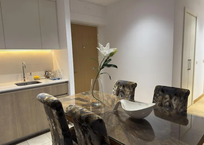 Na Vodi Waterfront - 23th Floor, Great View 베오그라드